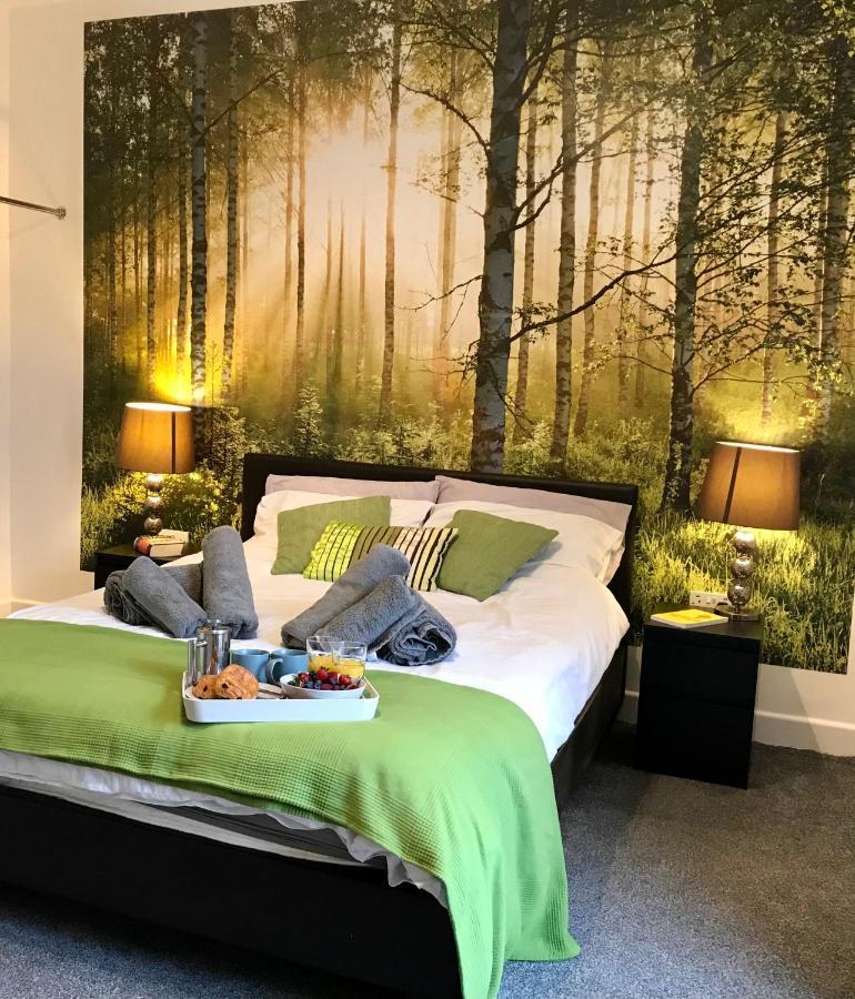 Stylish 3 Bedroom House Only 5 Mins From M6/M58 ウィガン エクステリア 写真